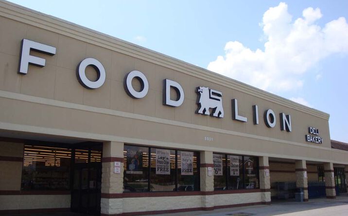 Pictures of Retail property located at 5021 Trotwood Avenue, Columbia, TN 38401 for lease - image #1