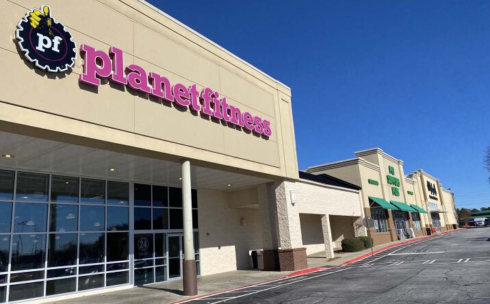 Pictures of Retail property located at 975 Dawsonville Highway, Gainesville, GA 30501 for lease - image #1