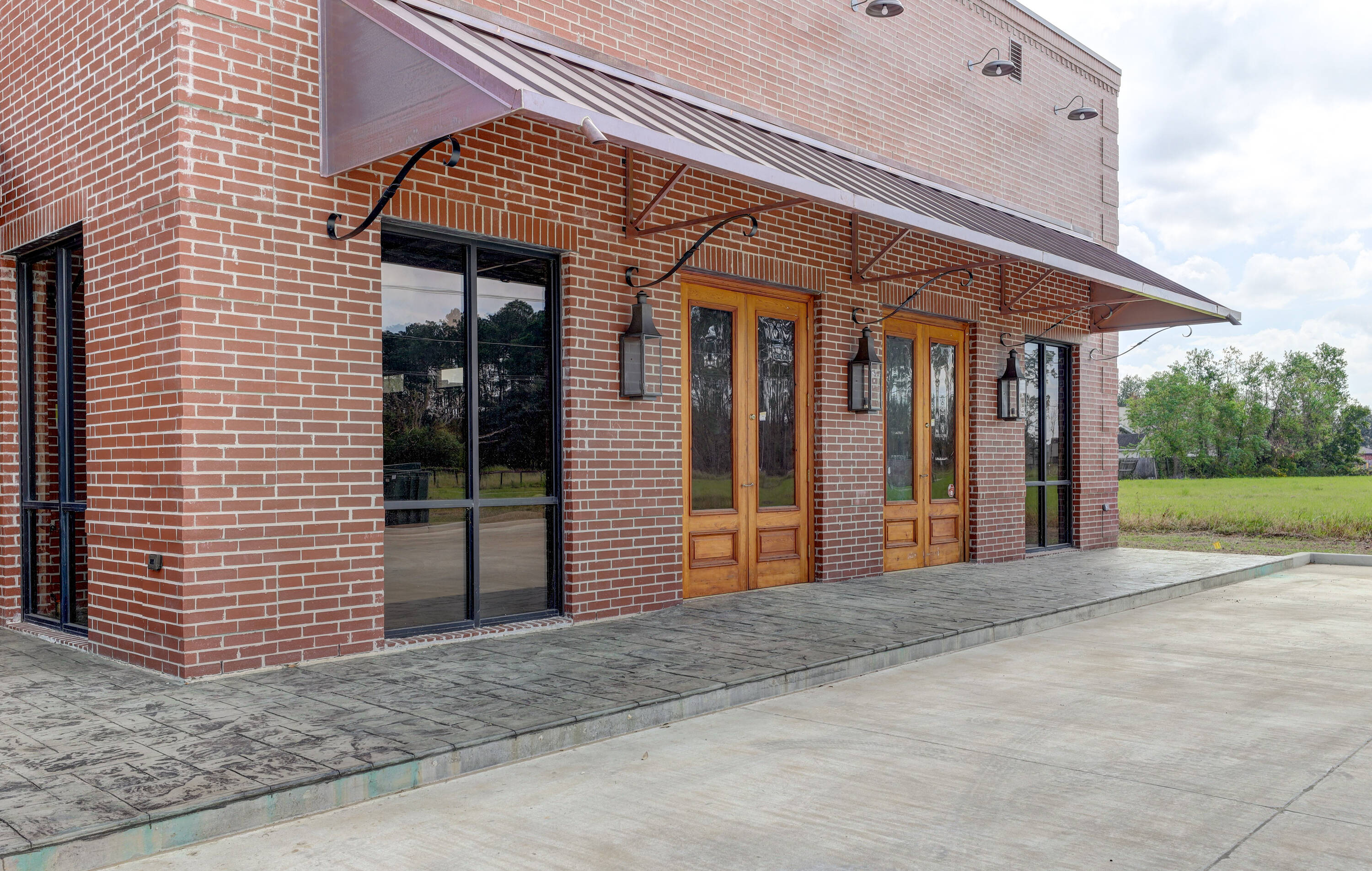 2005 Verot School Rd, Lafayette, LA 70508 Office Space for Lease