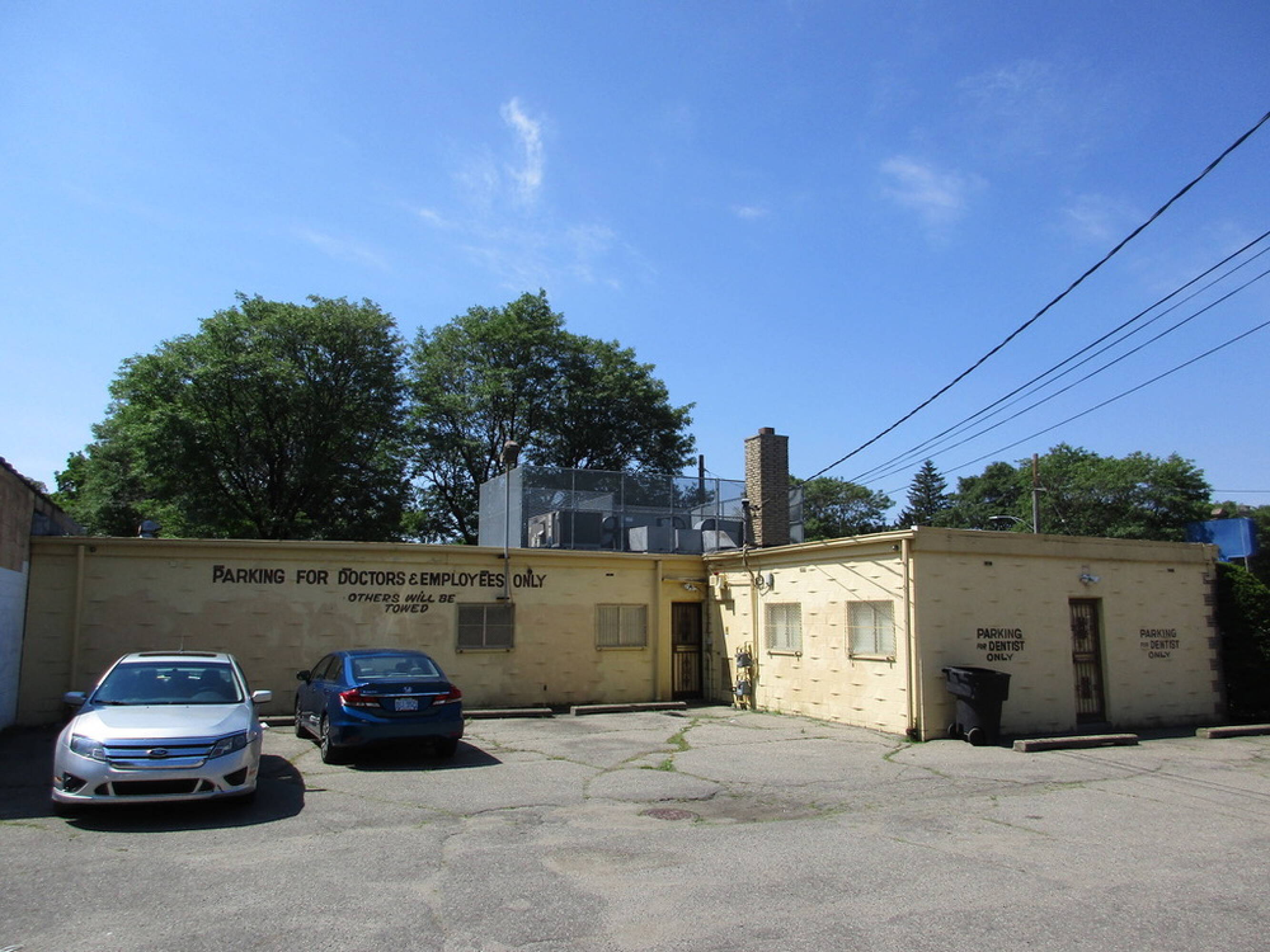 18940 SCHOOLCRAFT RD, Detroit, MI 48223