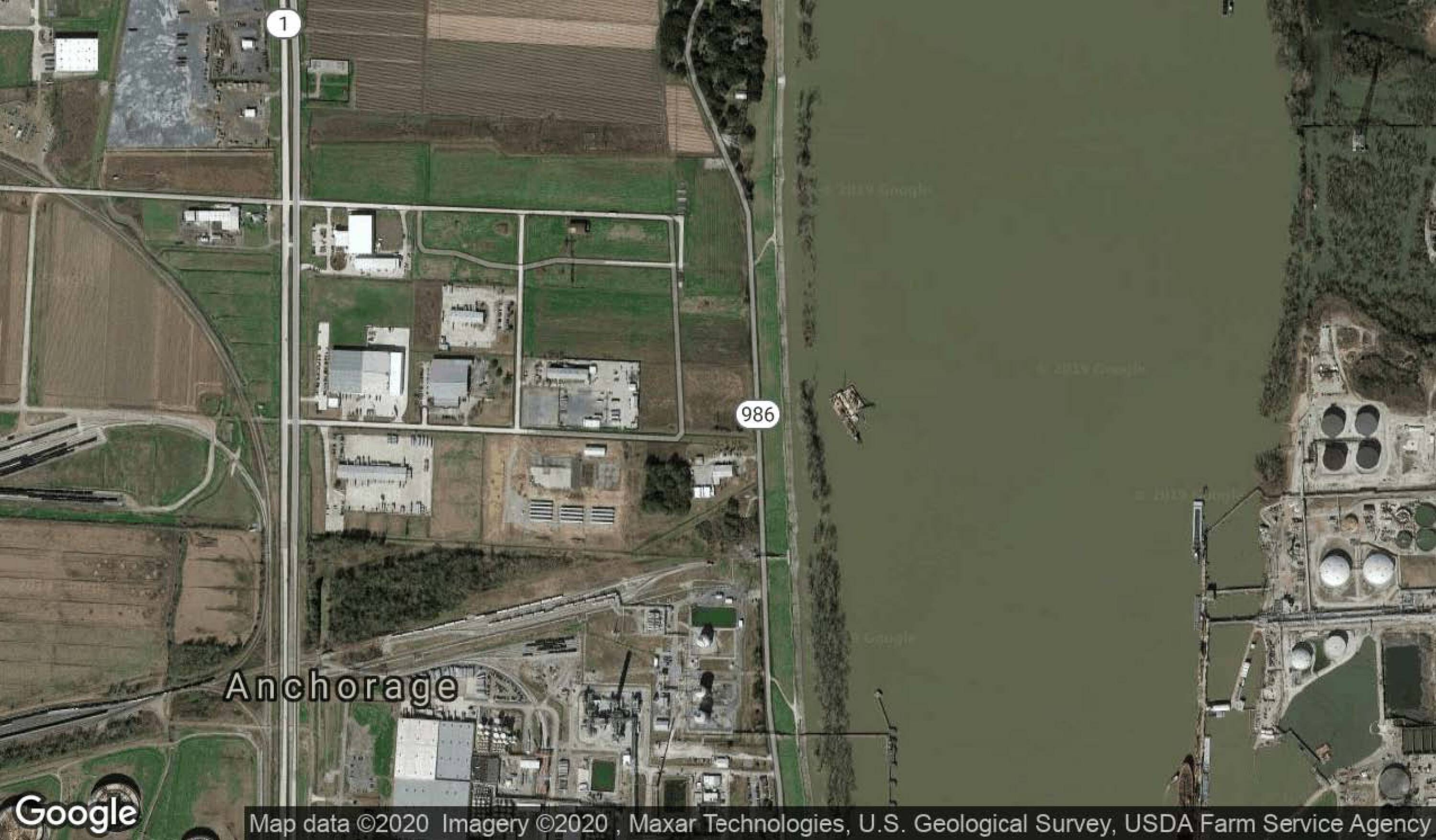 2843 N River Rd, Port Allen, LA 70767