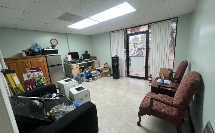 Pictures of Office property located at 345 E Robertson St, Brandon, FL 33511 for lease - image #1