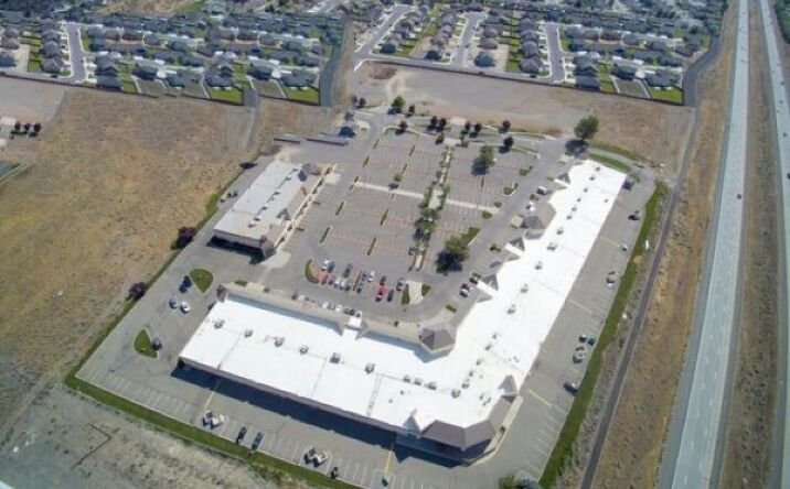 Pictures of Retail property located at 5200 Outlet Drive, Pasco, WA 99301 for lease - image #1