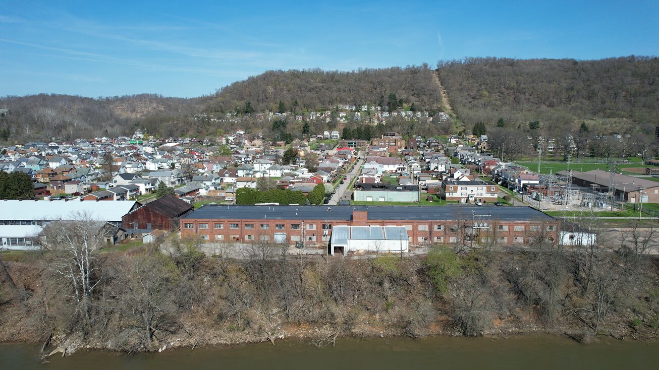 170 N 17th St, Wheeling, WV 26003