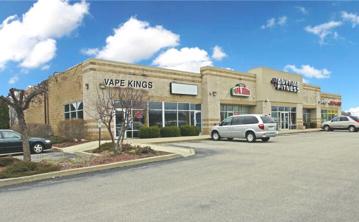 Pictures of Retail property located at 2304 18th St, Kenosha, WI 53140 for lease - image #1