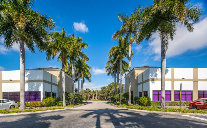 Pictures of Office property located at 2500 Quantum Lakes Dr, Boynton Beach, FL 33426 for lease - image #1