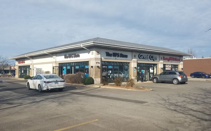 Pictures of Retail property located at 1770 S Randall Rd, Geneva, IL 60134 for lease - image #1