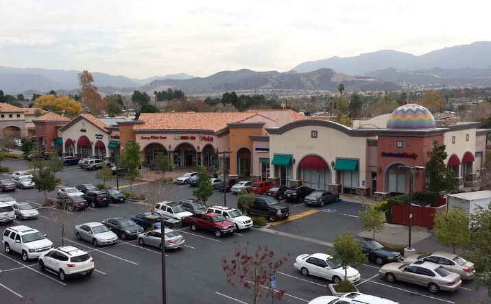 Pictures of Retail property located at 18635 Soledad Canyon Rd, Canyon Country, CA 91351 for lease - image #1