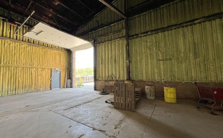 Pictures of Industrial property located at 2100 Manchester, #100, KCMO, MO 64126 for lease - image #1