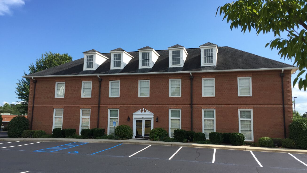 1814 E Main St, Easley, SC 29640 Office Space for Lease Ground