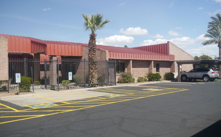 Pictures of Office property located at 8618 N 35th Ave, Phoenix, AZ 85051 for lease - image #1