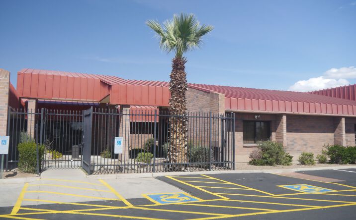 Pictures of Office property located at 8618 N 35th Ave, Phoenix, AZ 85051 for lease - image #1