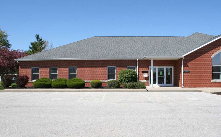 Pictures of Office property located at 470 Bennett Dr, Warren, IN 46792 for lease - image #1