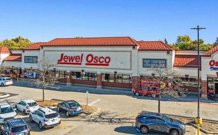 Pictures of Retail, Restaurant property located at 750 West Army Trail Road, Carol Stream, IL 60188 for lease - image #1