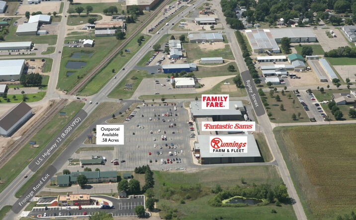 Pictures of Retail property located at 951-975 E Frontage Rd, Litchfield, MN 55355 for sales - image #1