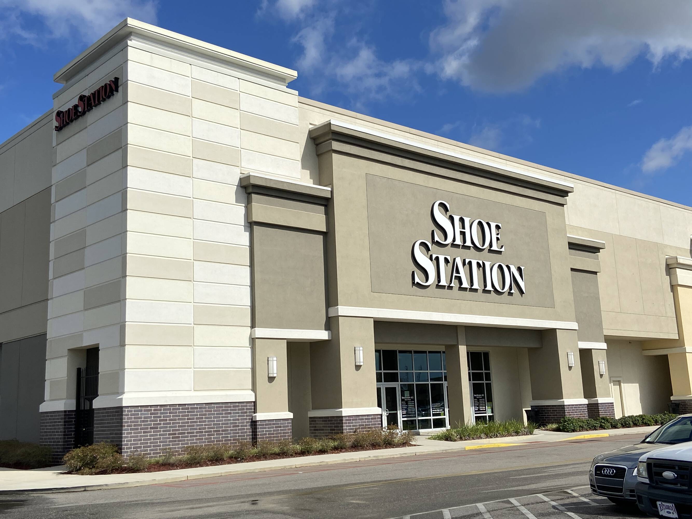 Shoe station 2025 springdale mall