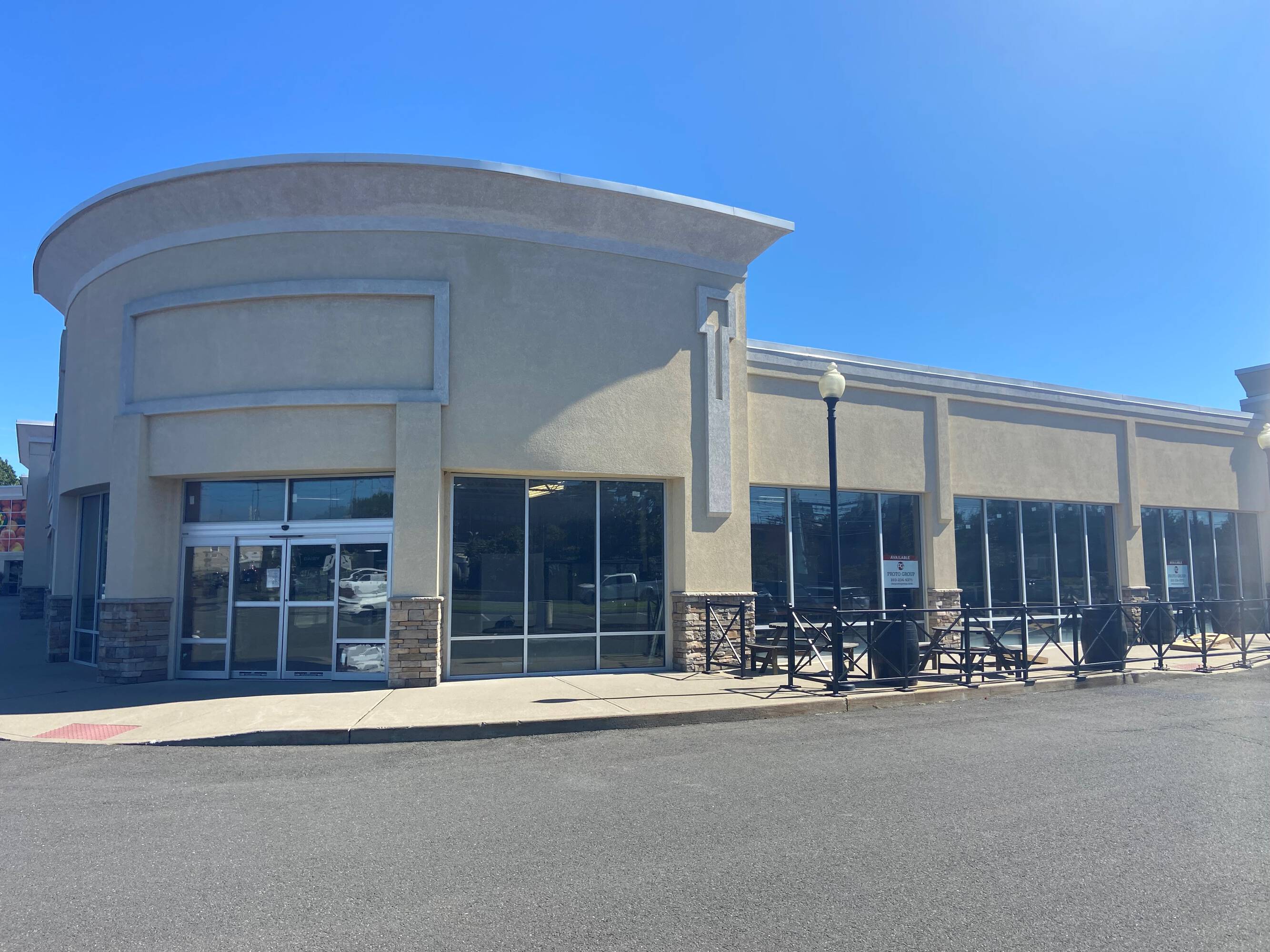 Colony Rd Wallingford 920 S COLONY RD Wallingford CT 06492-5267 APN: WALL M:175 L:017 | Crexi.com