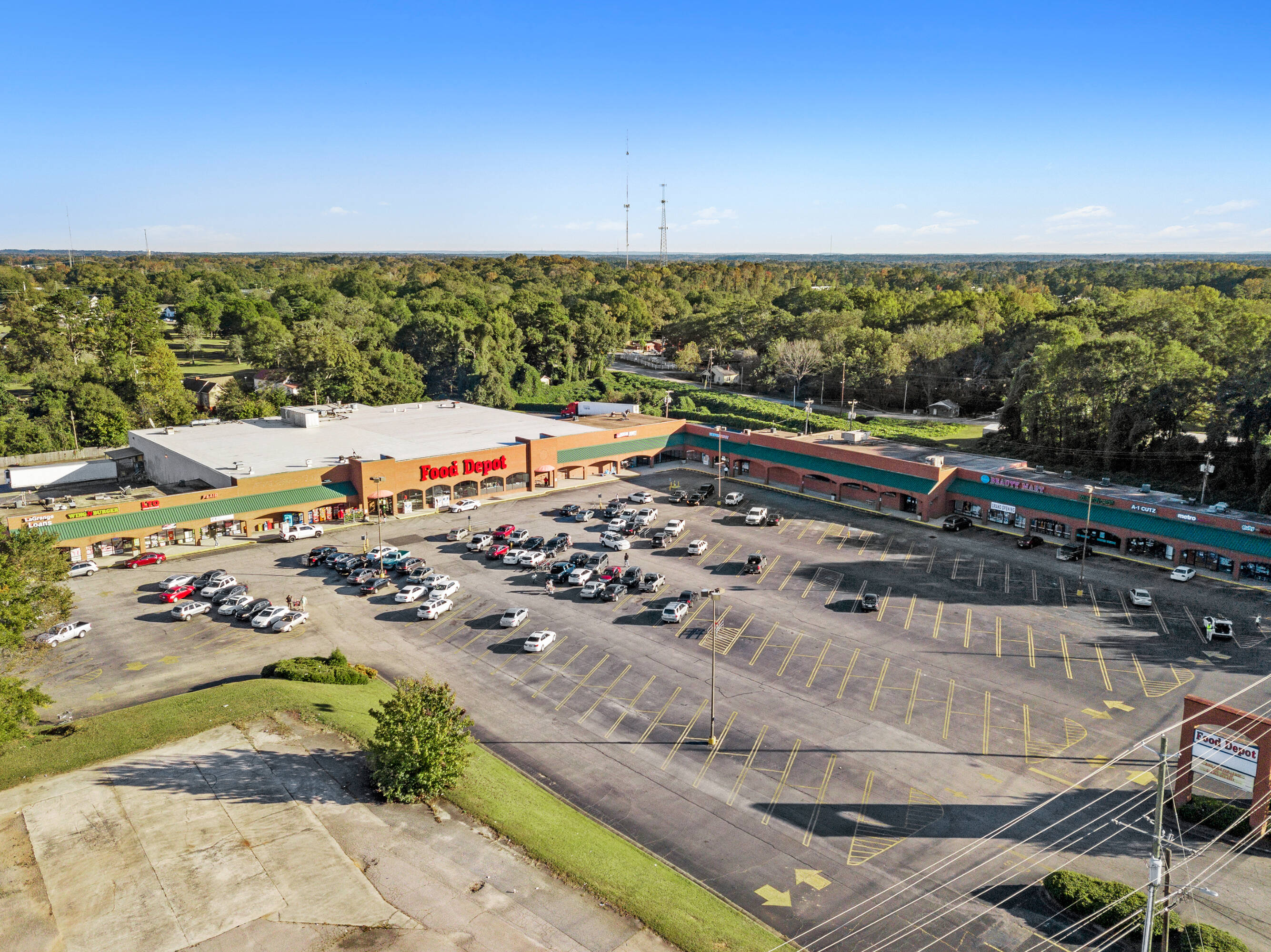 900 Hogansville Road, LaGrange, GA 30241