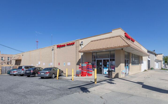Pictures of Retail property located at 3700 Falls Rd, Baltimore, MD 21211 for sales - image #1