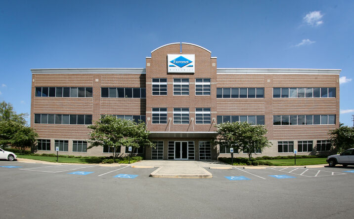 Pictures of Office property located at 17300 Chenal Pkwy, Little Rock, AR 72223 for lease - image #1