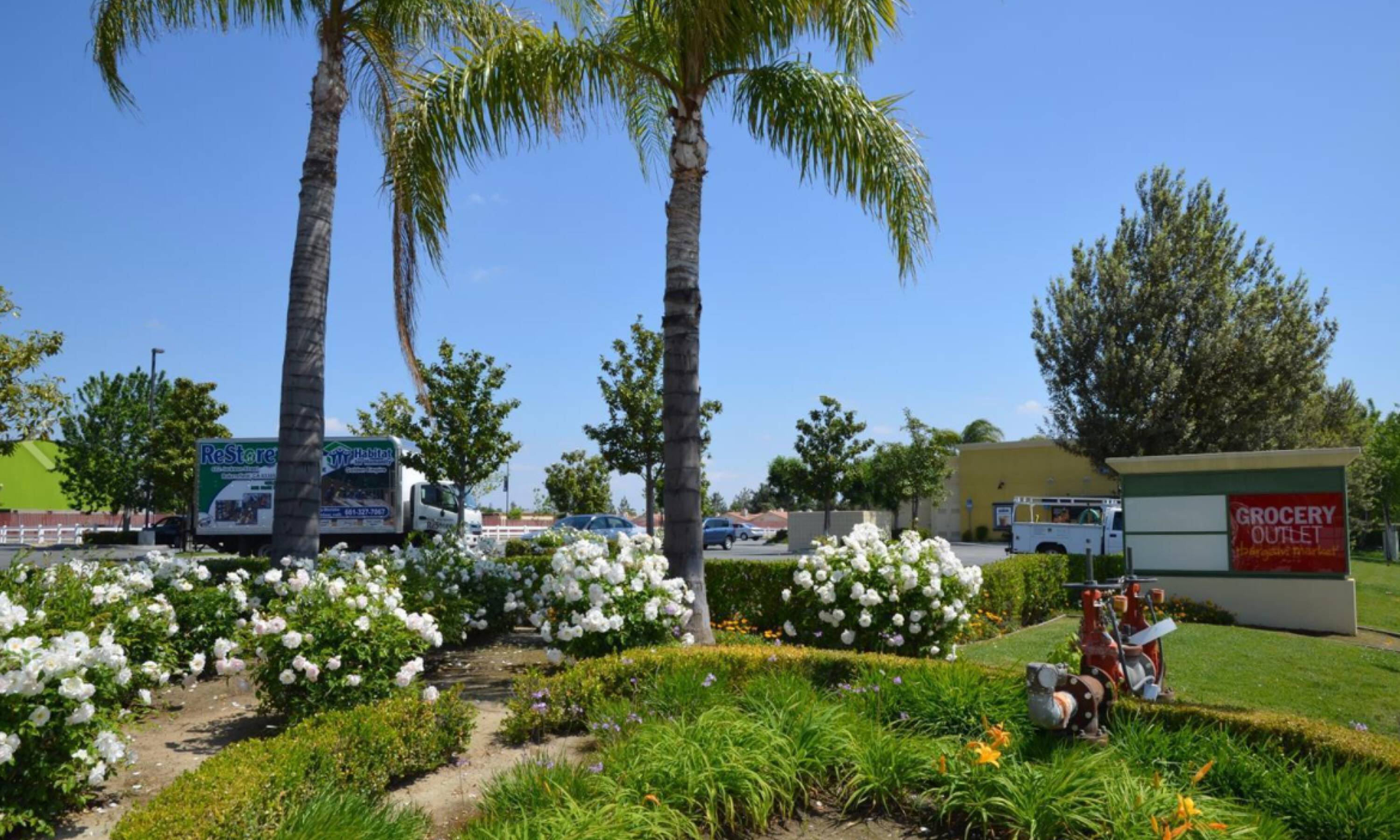 11108 Brimhall Rd, Bakersfield, CA 93312