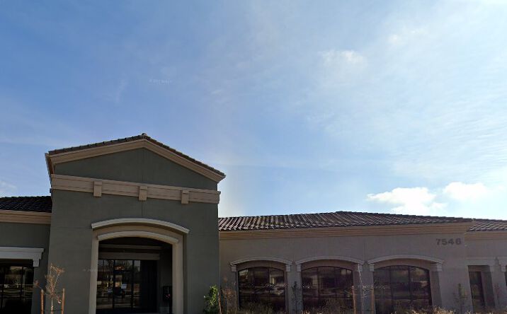 Pictures of Office property located at 7546 N Colonial Ave, Fresno, CA 93711 for lease - image #1
