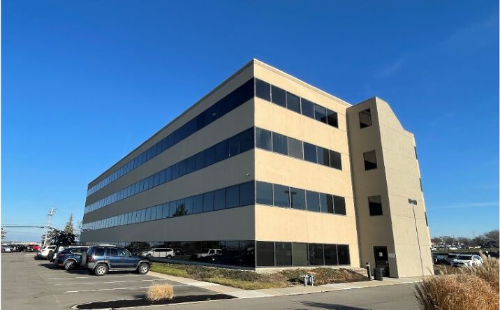 Pictures of Office property located at 110 Boggs Ln, Cincinnati, OH 45246 for sales - image #1