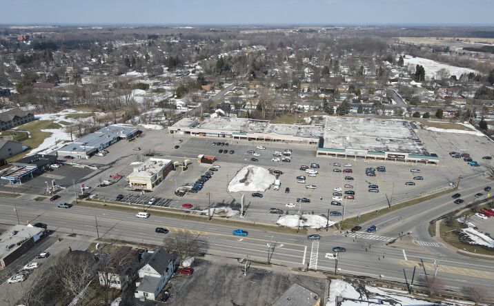 Pictures of Retail property located at 587 E Main St, Batavia, NY 14020 for lease - image #1