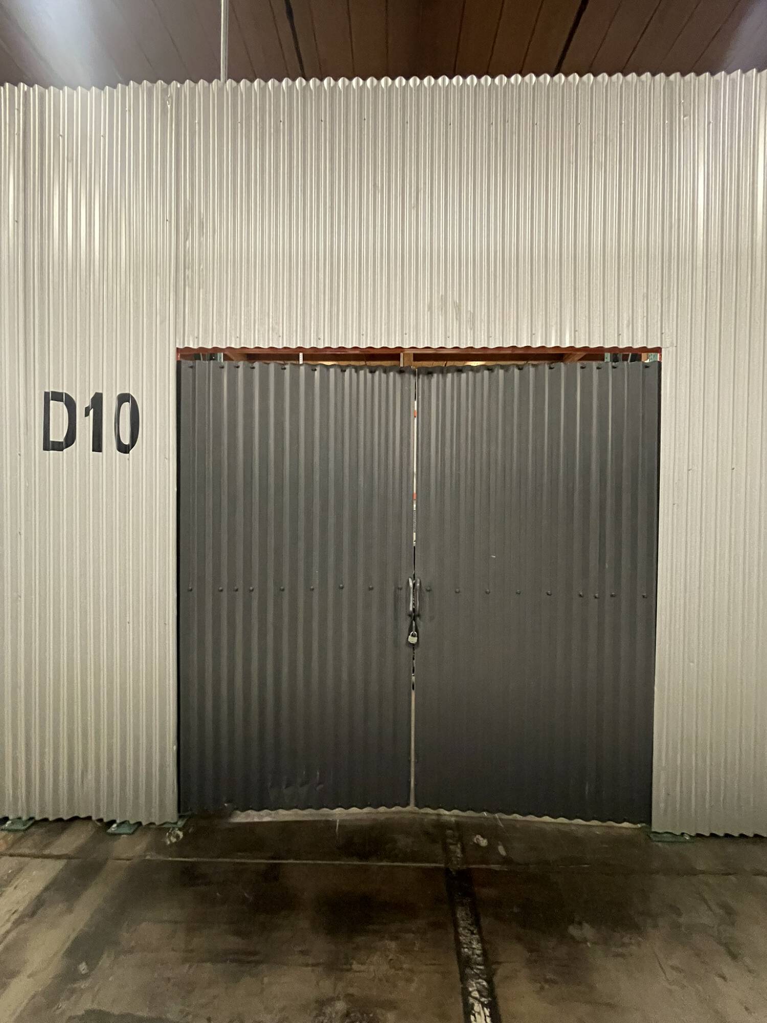 3285349