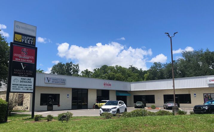 Pictures of Retail property located at 4555 St Johns Ave, Jacksonville, FL 32210 for lease - image #1