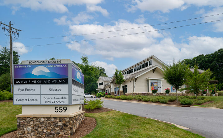 Pictures of Office, Retail property located at 559 Long Shoals Rd, Arden, NC 28704 for lease - image #1