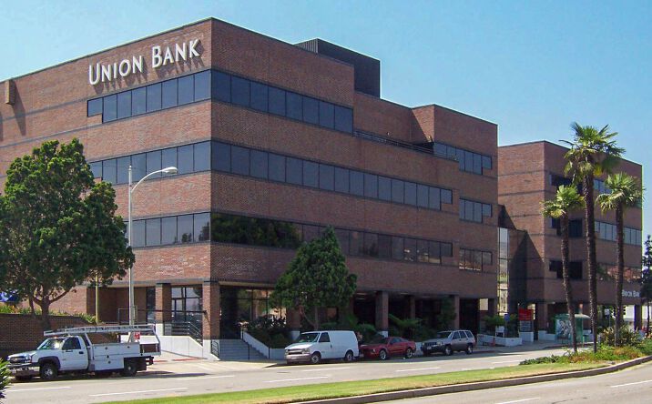 Pictures of Office property located at 601-607 S Glenoaks Blvd, Burbank, CA 91502 for lease - image #1