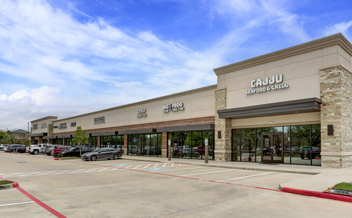 Pictures of Restaurant, Retail property located at 9555 Spring Green Blvd, Katy, TX 77494 for lease - image #1