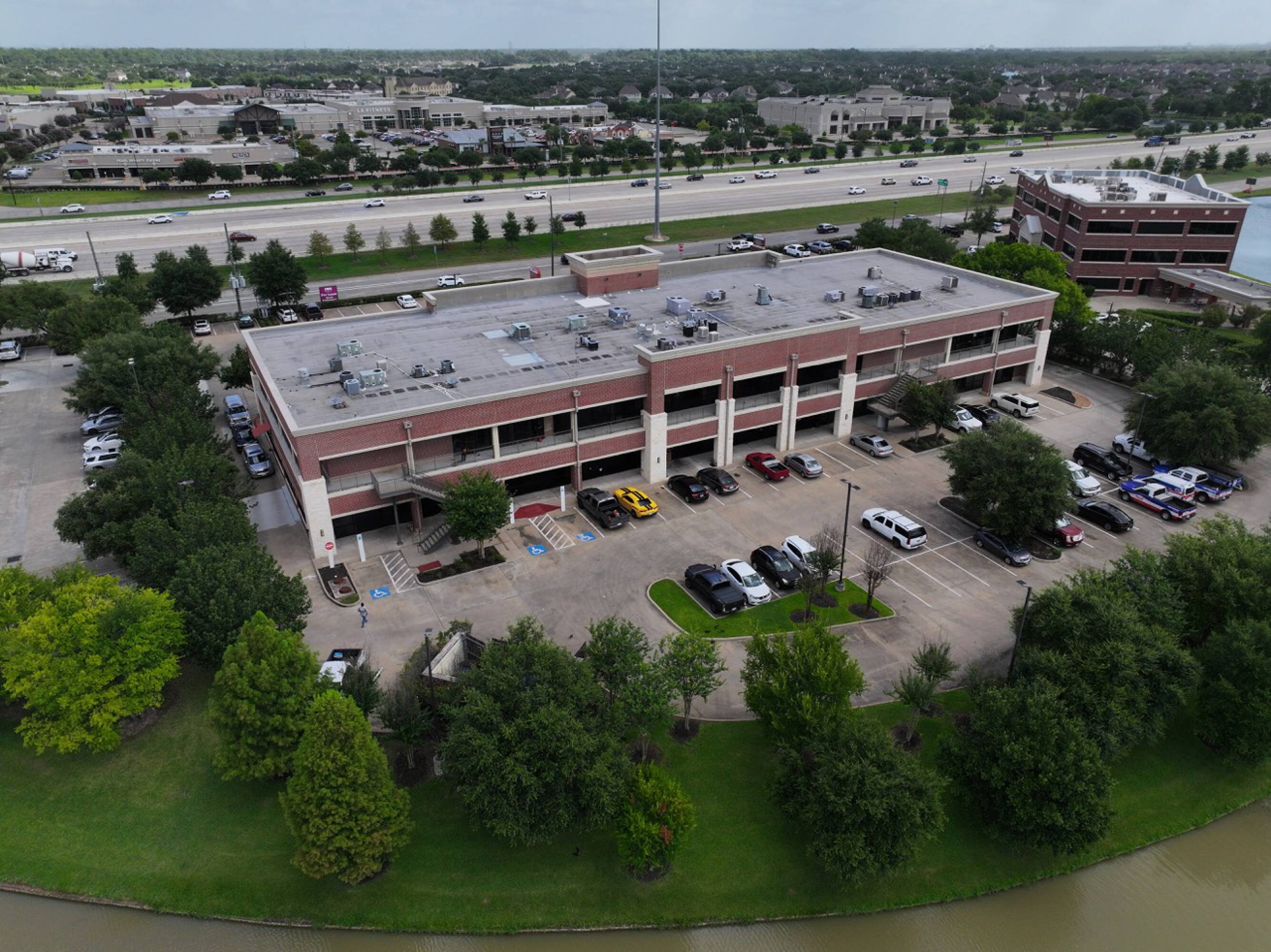 2nd Gen Medical Space SW Freeway