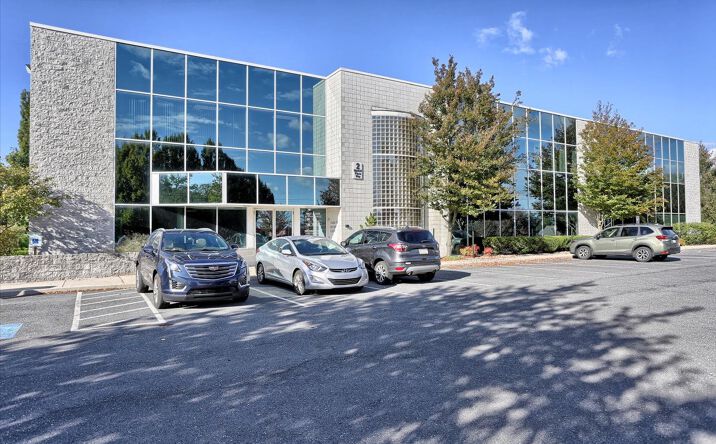 Pictures of Office property located at 2 Market Plaza Way, Mechanicsburg, PA 17055 for lease - image #1