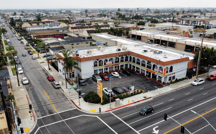 Pictures of Retail, Office property located at 3806 W El Segundo Blvd, Hawthorne, CA 90250 for lease - image #1