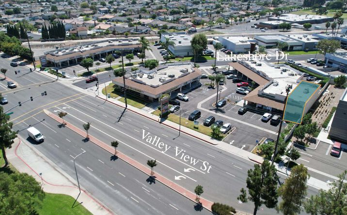 Pictures of Retail property located at 9203-9215 Valley View St, Cypress, CA 90630 for lease - image #1