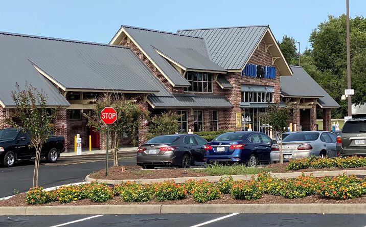 Pictures of Retail property located at 2120 S Crater Rd, Petersburg, VA 23805 for lease - image #1