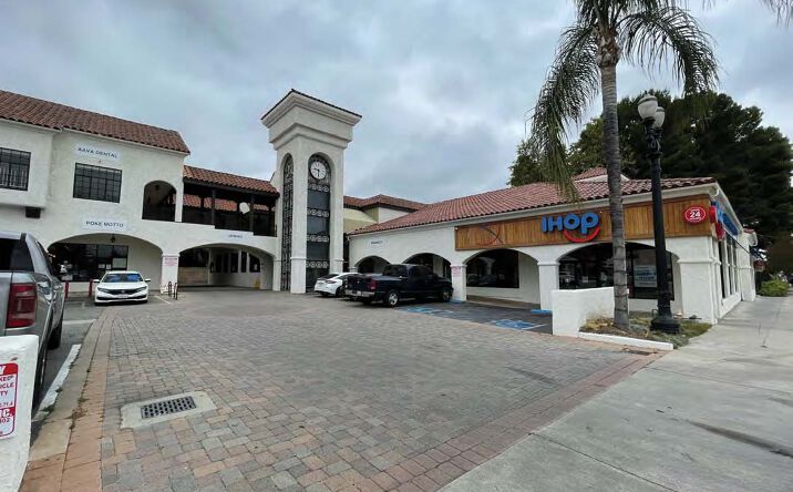 Pictures of Retail, Office property located at 19100 Ventura Blvd, Los Angeles, CA 91356 for lease - image #1
