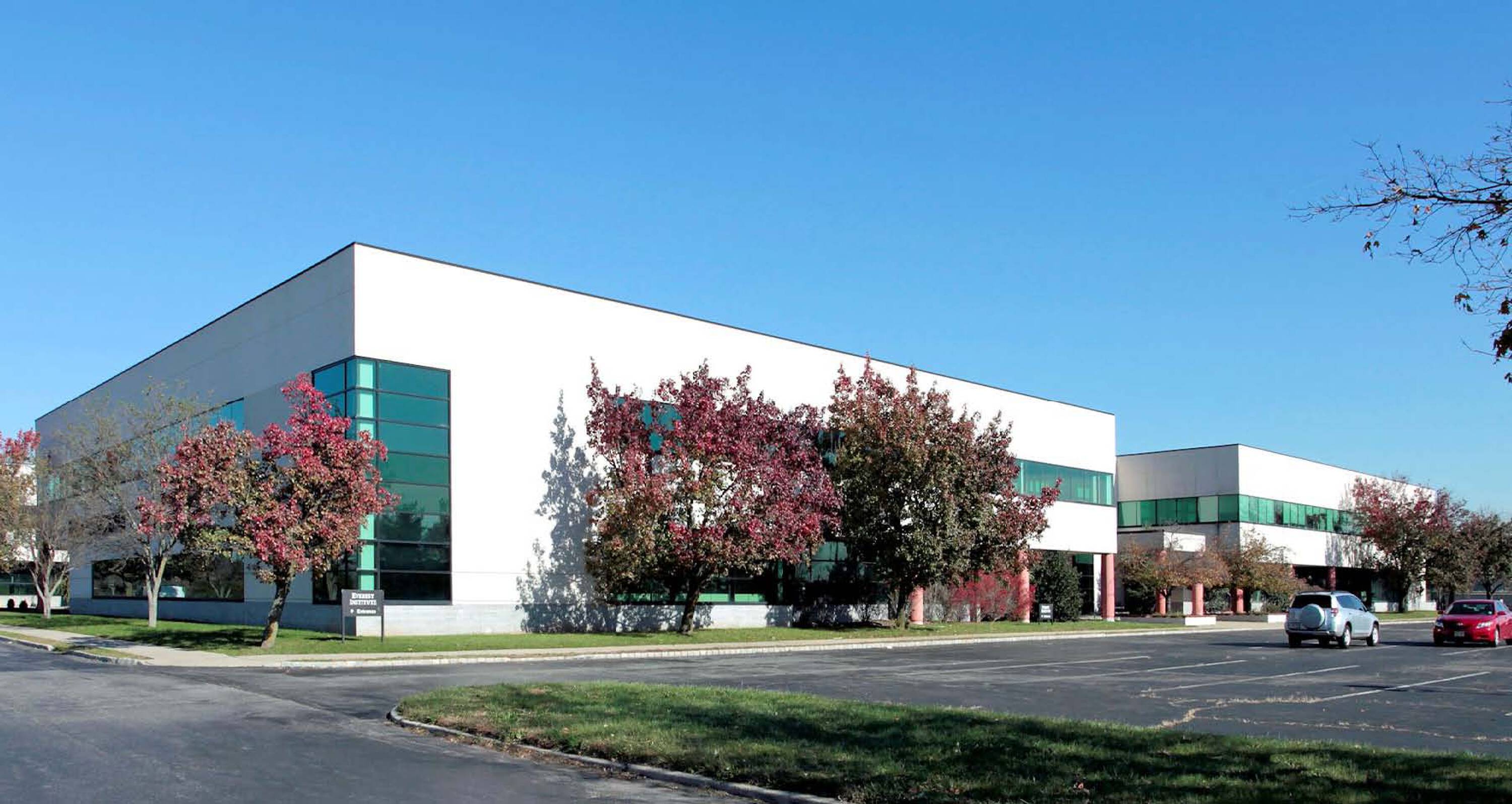 5000 Hadley Rd, South Plainfield, NJ 07080