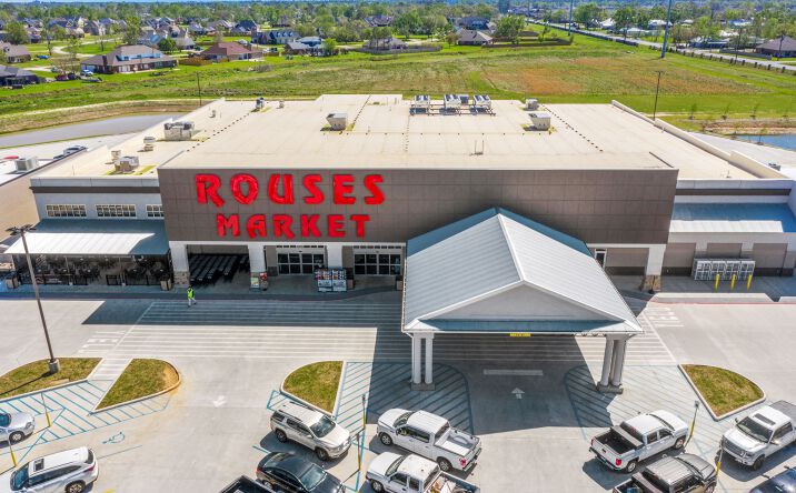 Pictures of Retail property located at 5685 Nelson Rd, Lake Charles, LA 70605 for lease - image #1
