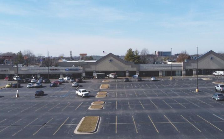 Pictures of Retail property located at 1839 E Independence St, Springfield, MO 65804 for lease - image #1