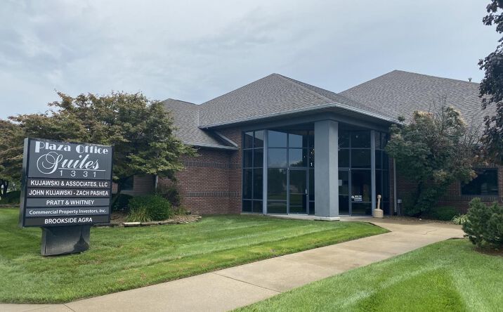 Pictures of Office property located at 1331 Park Plaza Dr, O'Fallon, IL 62269 for lease - image #1