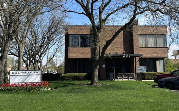 Pictures of Office property located at 1263 S Highland Ave, Lombard, IL 60148 for lease - image #1