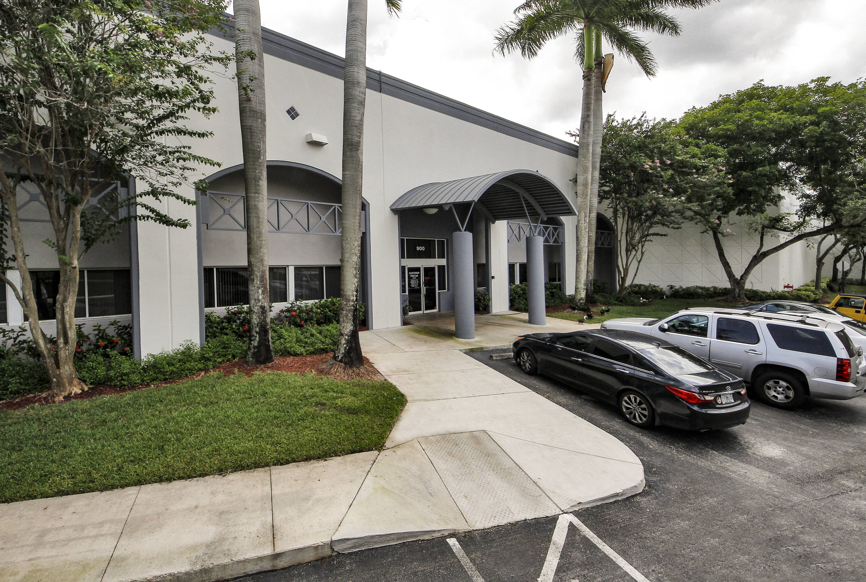 14500 Global Parkway Fort Myers - jmgc4bs