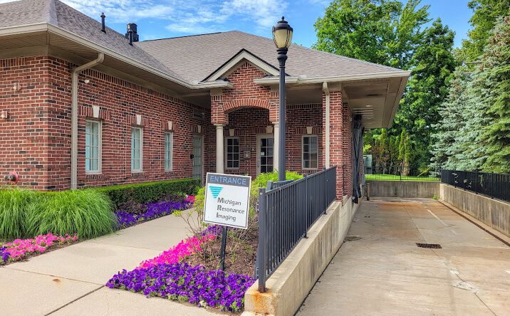 Pictures of Office, Special Purpose property located at 43650 Garfield Rd, Clinton Twp, MI 48038 for lease - image #1