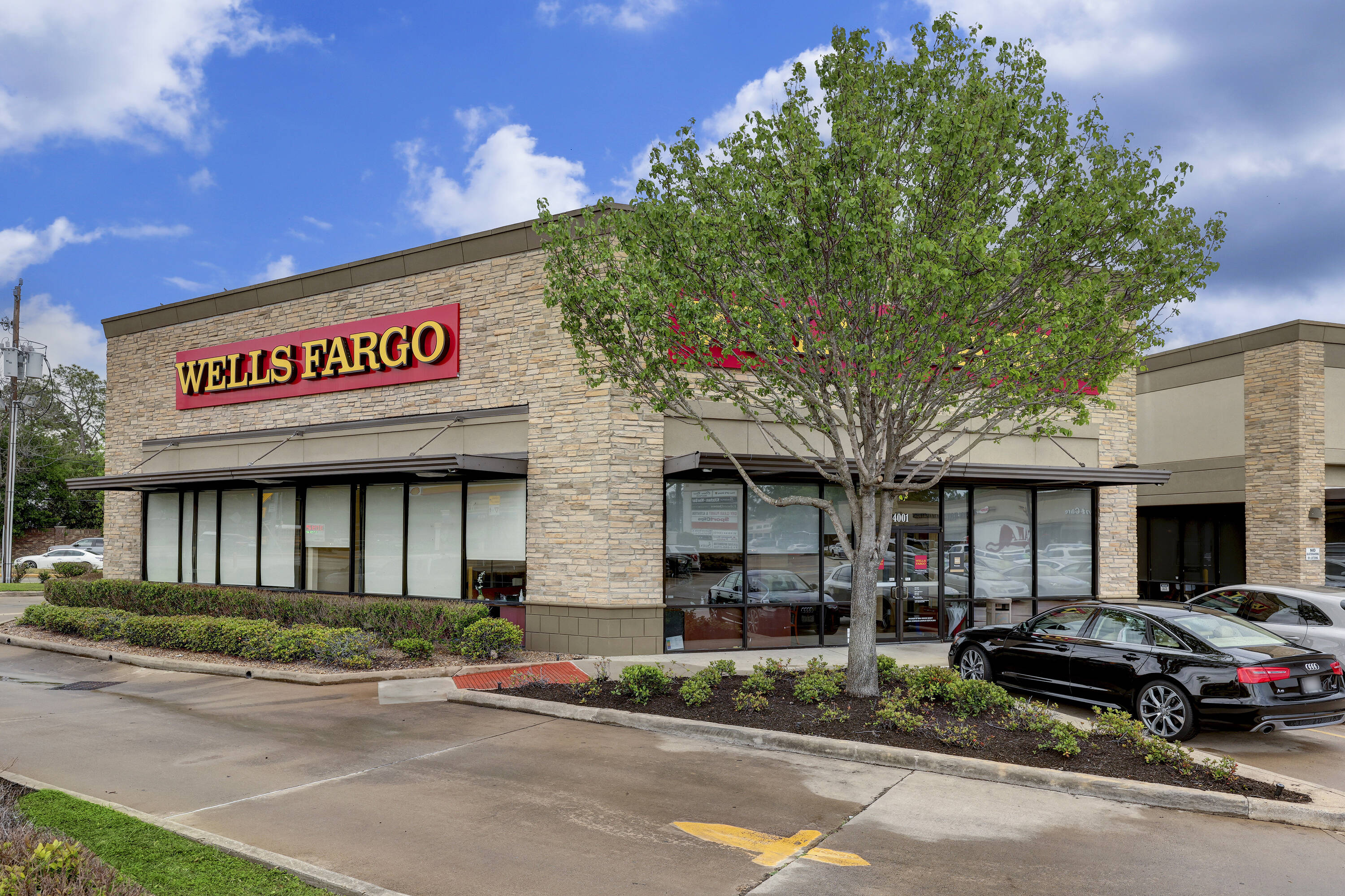 Memorial 2nd Gen Retail
