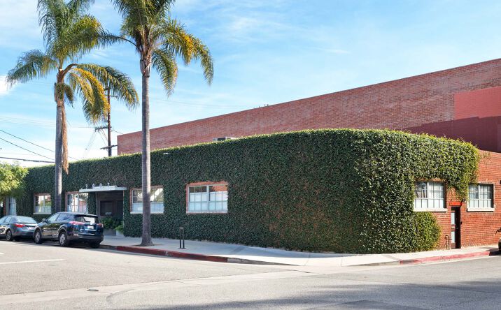 Pictures of Office property located at 3002 Pennsylvania Ave, Santa Monica, CA 90404 for lease - image #1