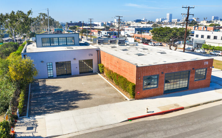 Pictures of Office property located at 1710 12th St, Santa Monica, CA 90404 for lease - image #1