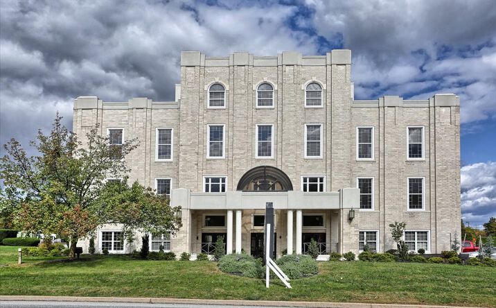 Pictures of Office property located at 635 N Twelfth St, Lemoyne, PA 17043 for lease - image #1